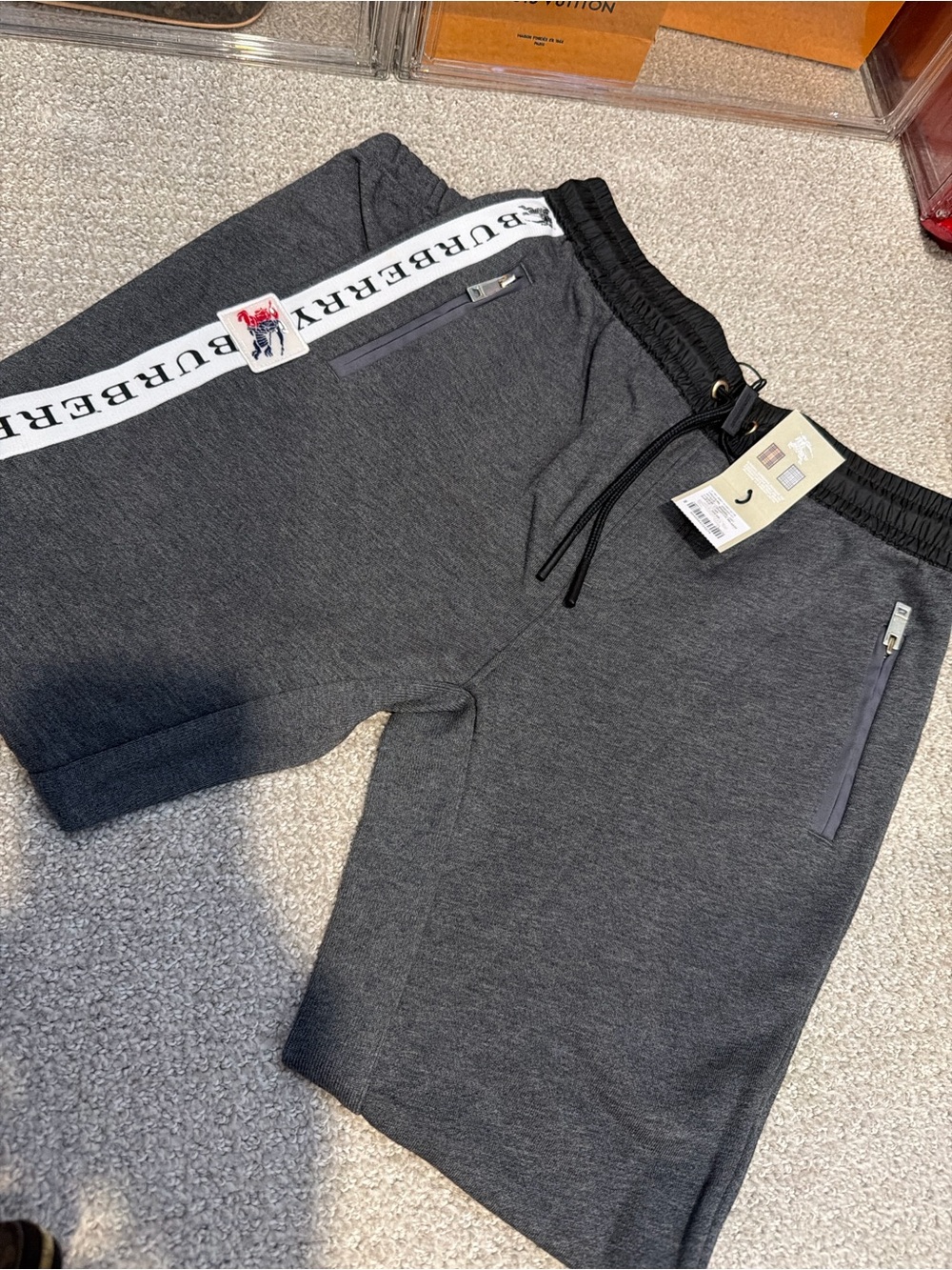 Burberry Kids jogger/sweatpants, Charcoal Melange, size 10Y.
